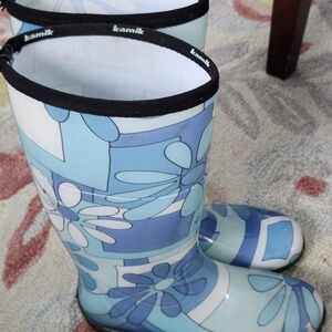 Kamik Floral Blue and White Rain Boots